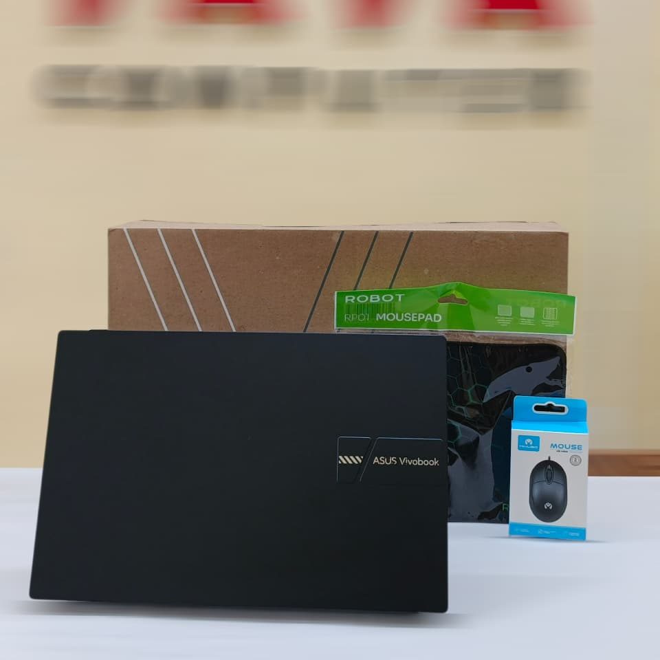Asus X1404ZA - 5