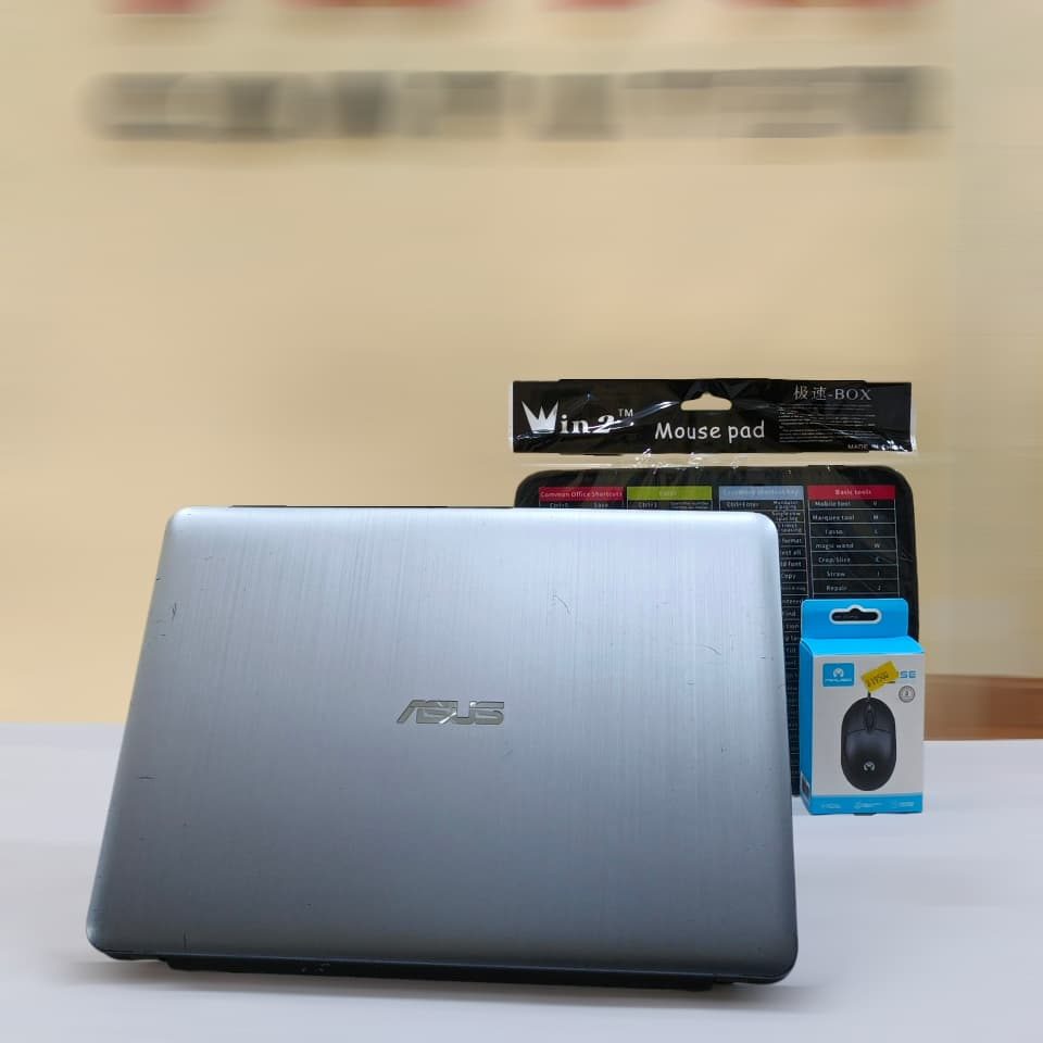 Asus X441M SSD 256GB - 5