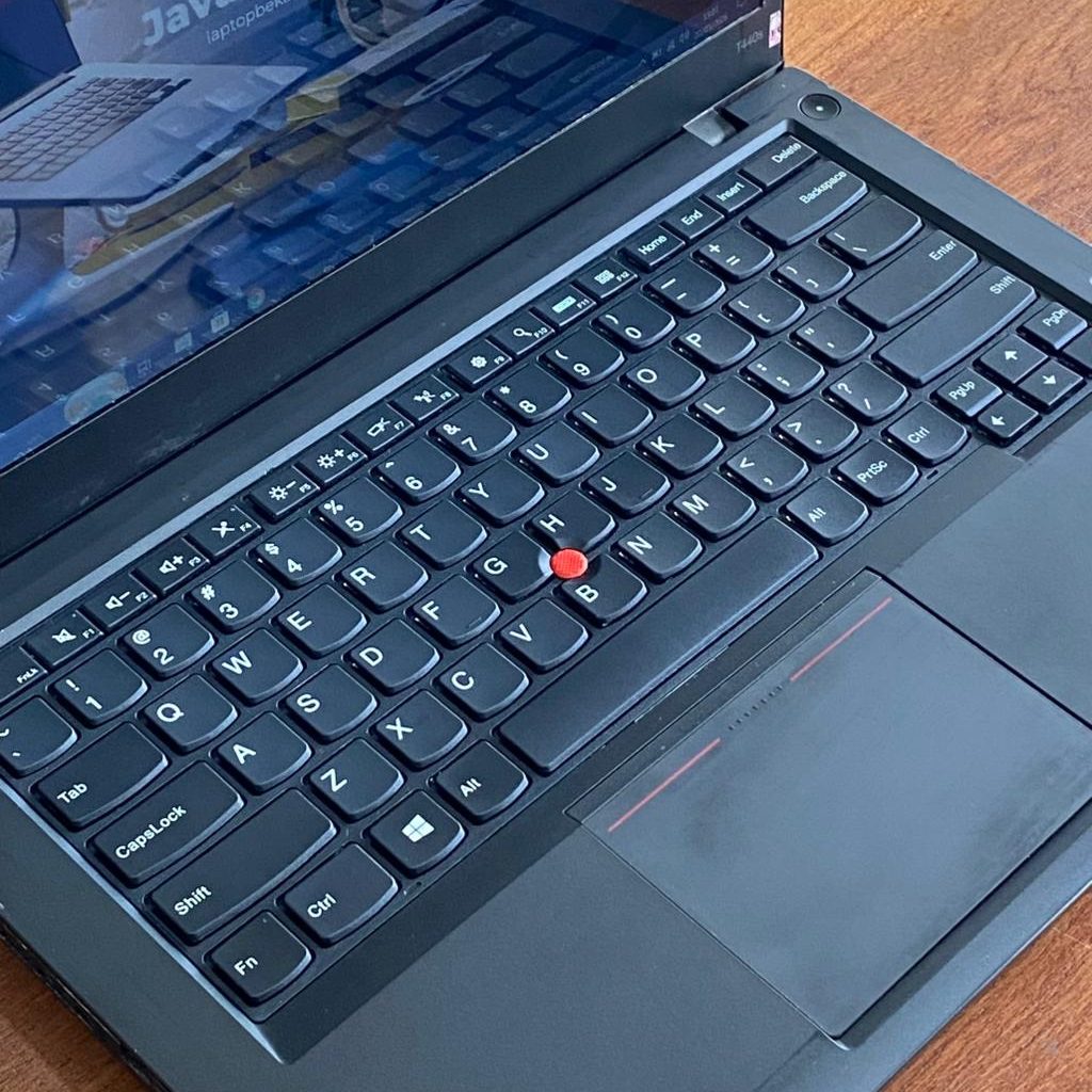 pusatlenovothinkpad_5