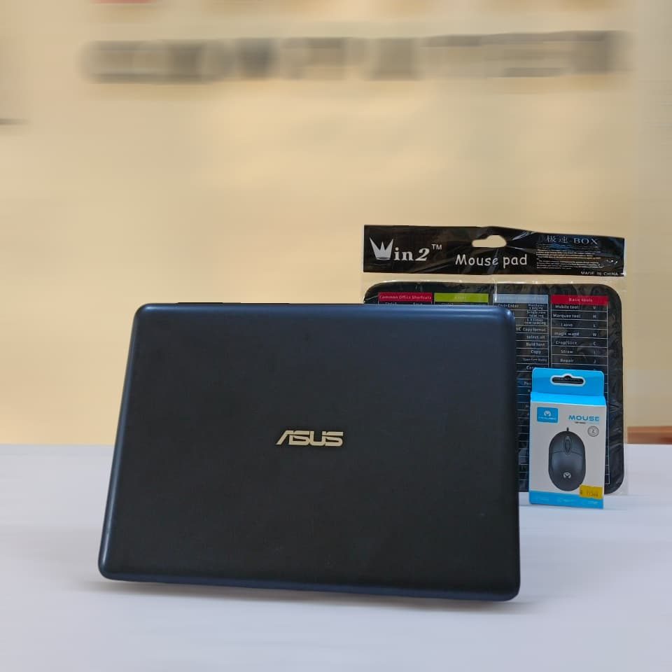 Asus E402Y - 5