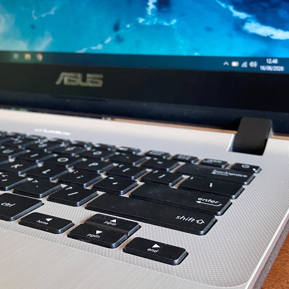Asus Vivobook A407M_3