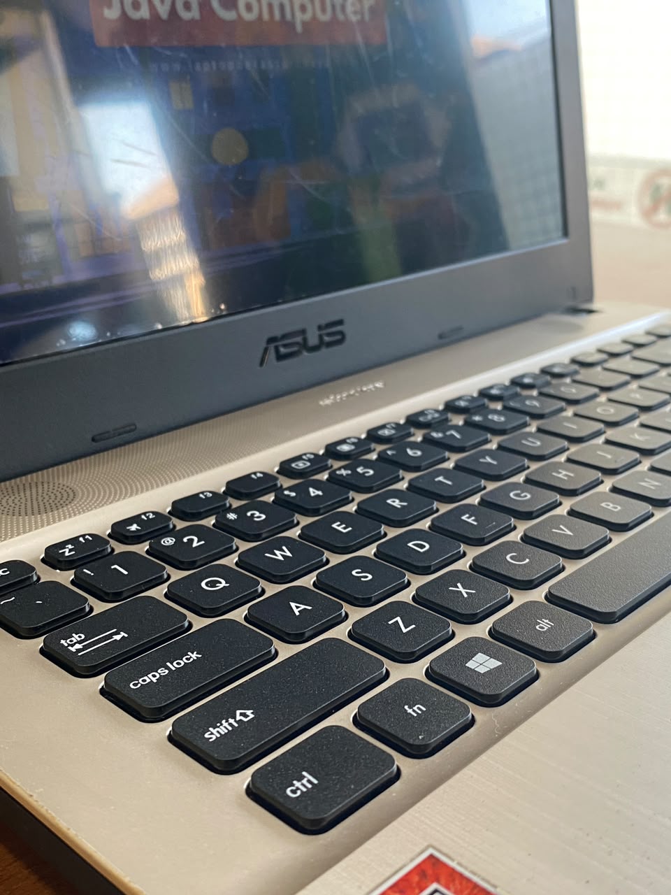Asus Vivobook X441BA_3
