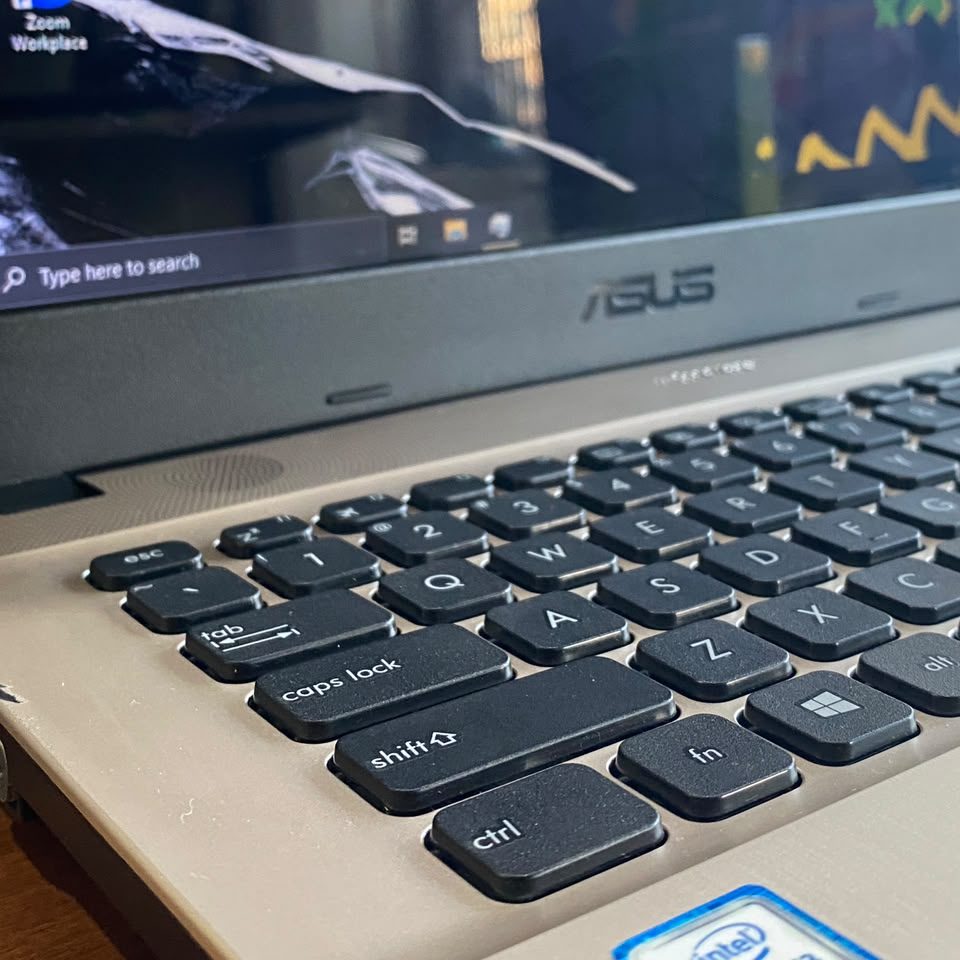 Asus Vivobook X441U_2