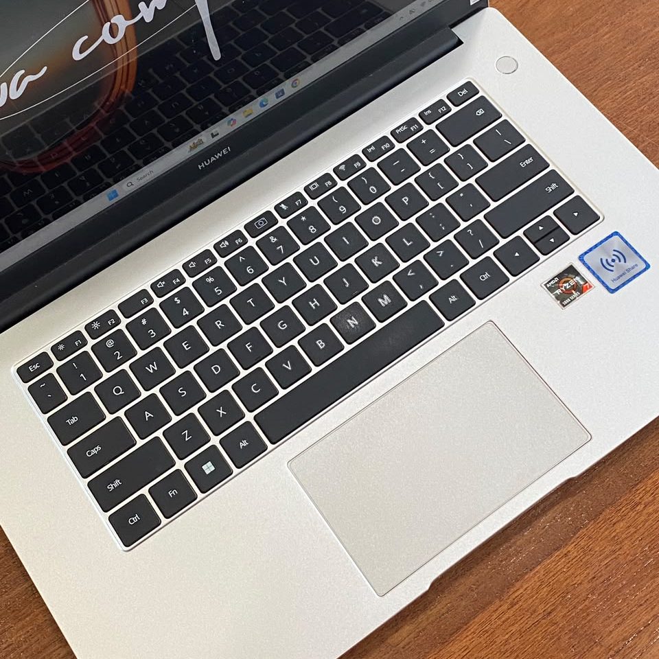 Huawei Mate Book D15_4