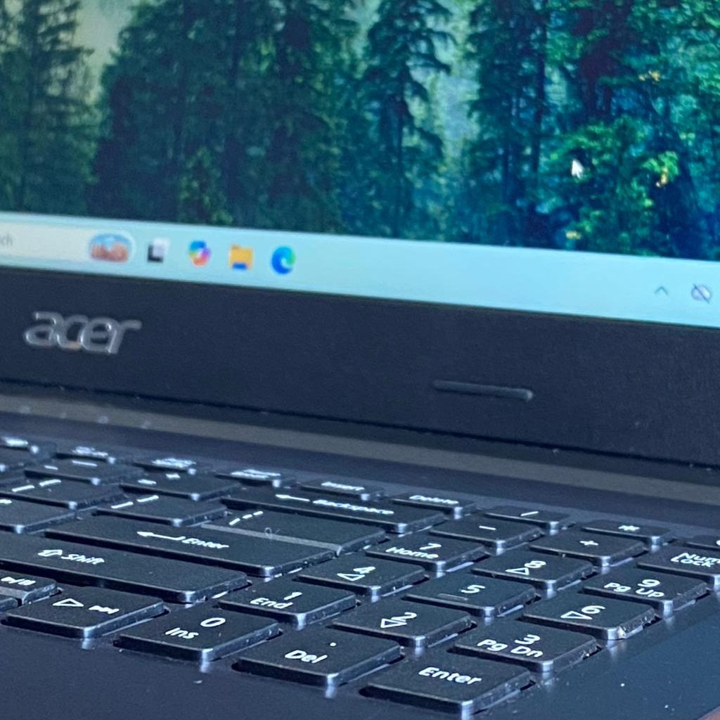 Acer Aspire A315-23_4