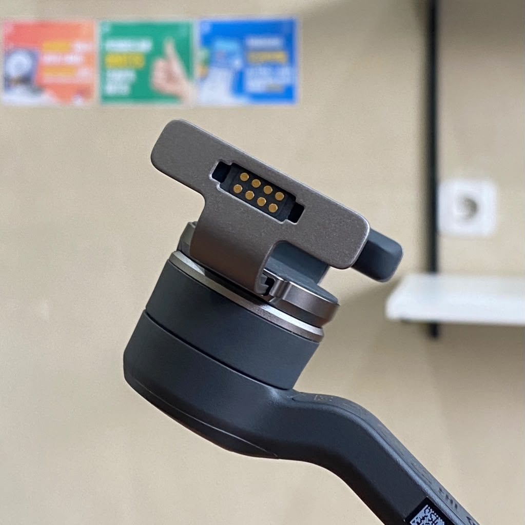 DJI Osmo Mobile 7P Smartphone Stabilizer_6