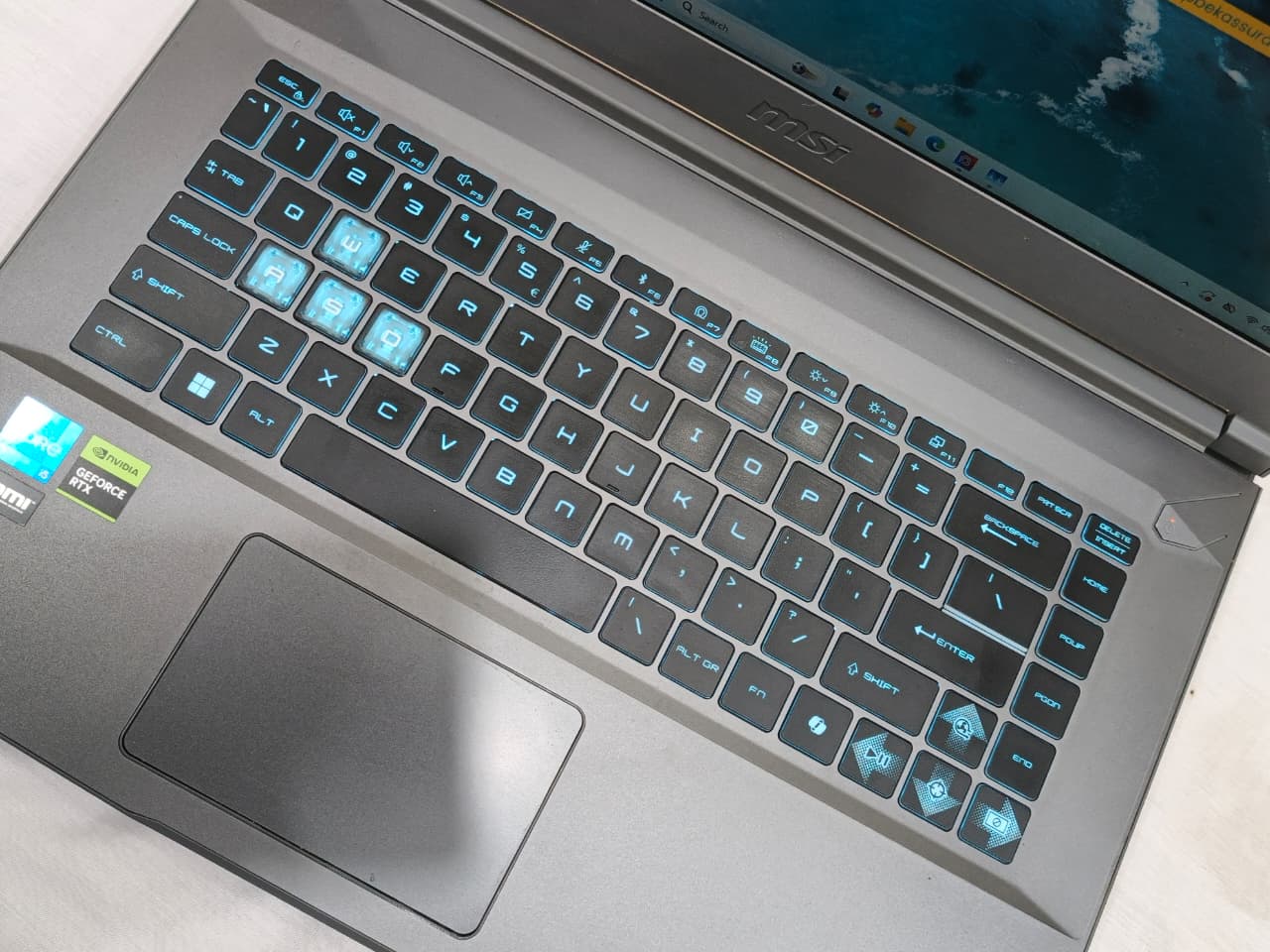 MSI Thin 15 - 4