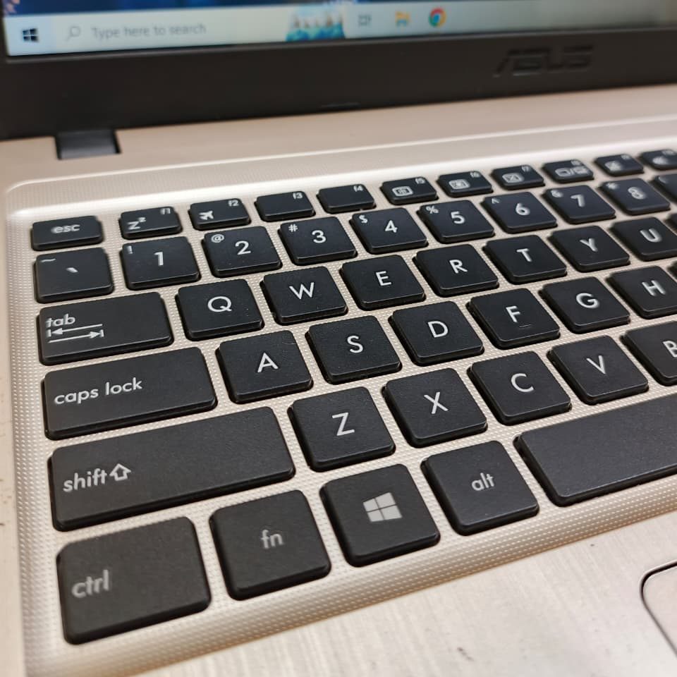 Asus X540L - 2