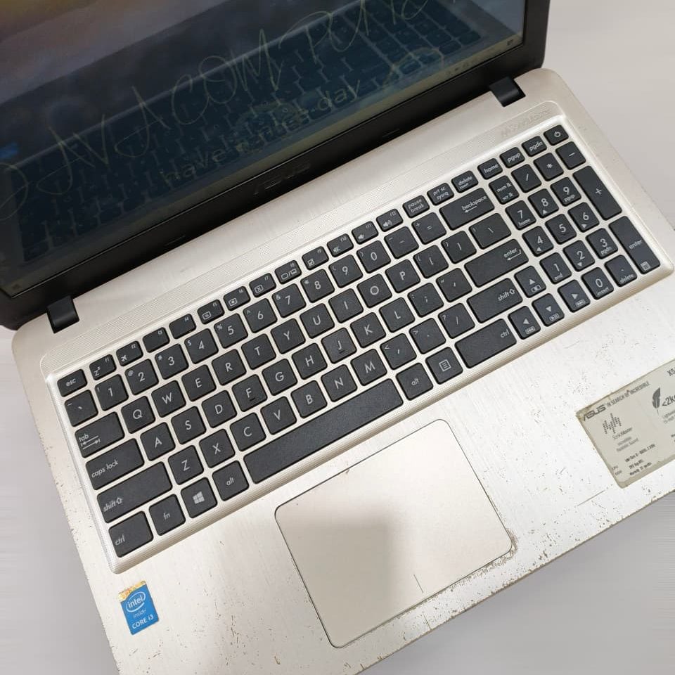 Asus X540L - 4