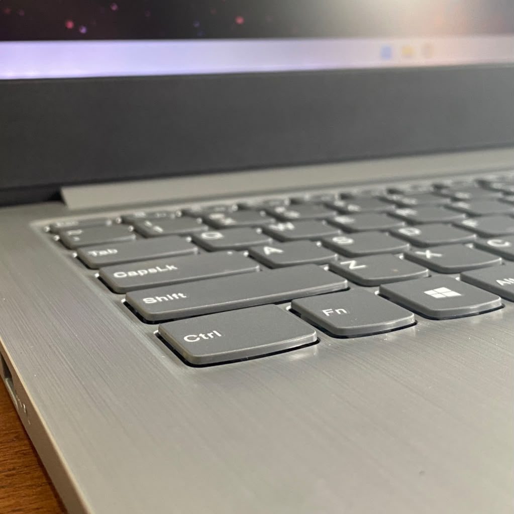 Lenovo IdeaPad Slim 3 14IGL05_2