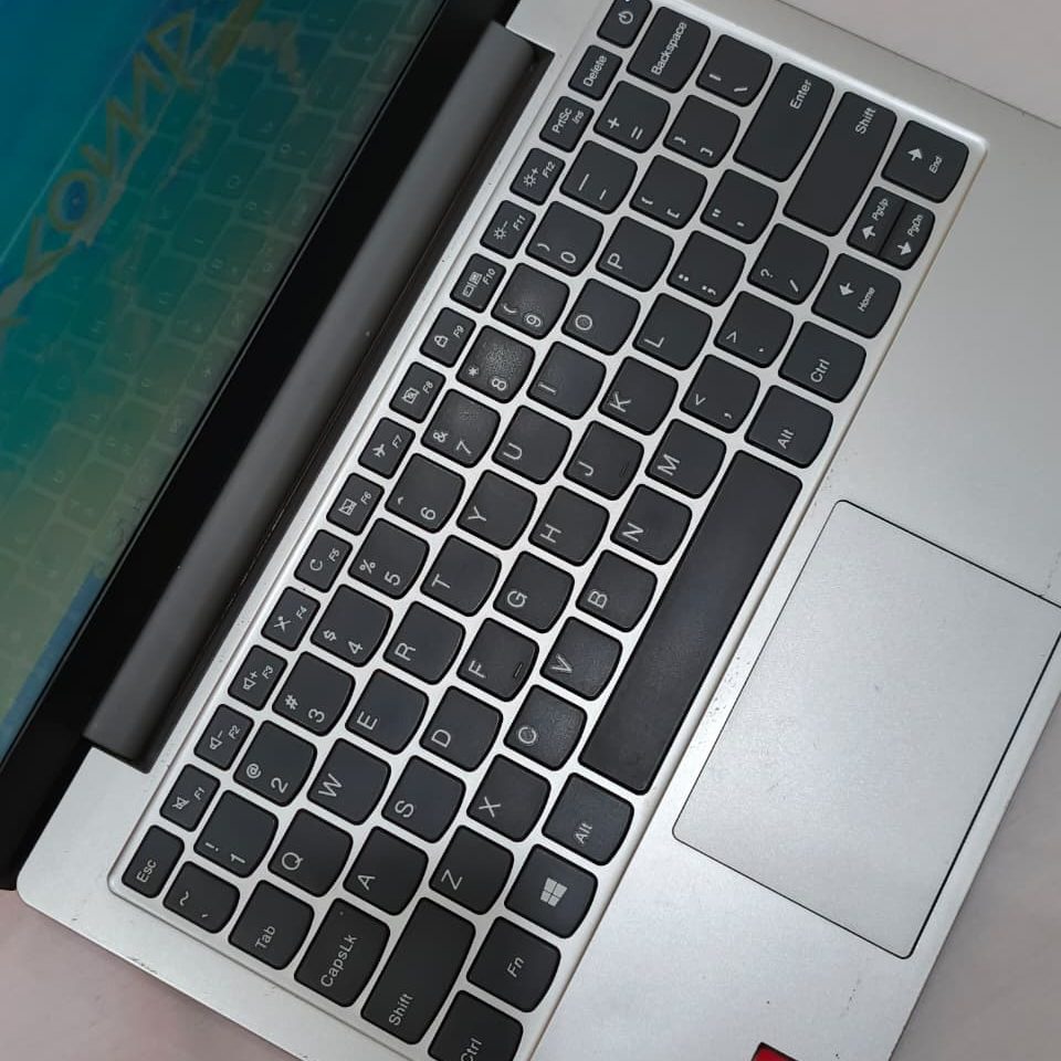 Lenovo Ideapad 1_4
