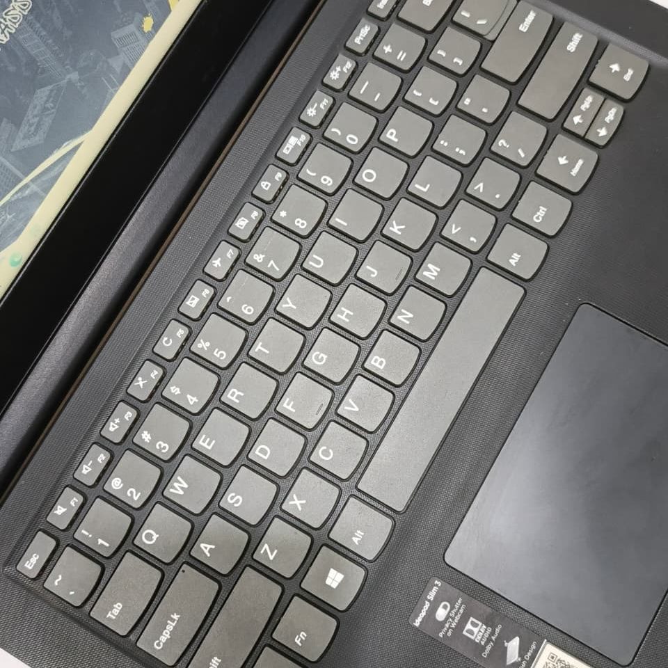 Lenovo Ideapad 3 14IGL05_4