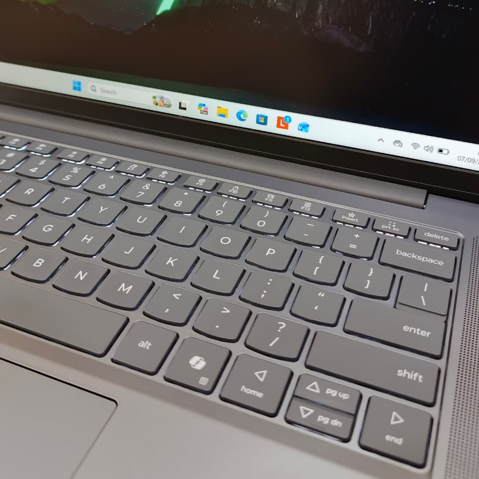 Lenovo Slim 3 14IRH10 - 3