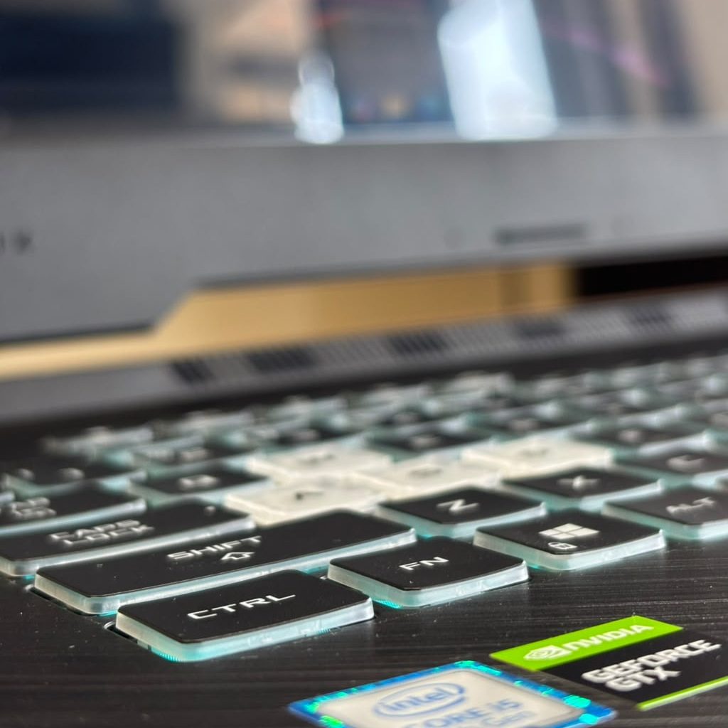 pusatlaptopgamingjatim_3