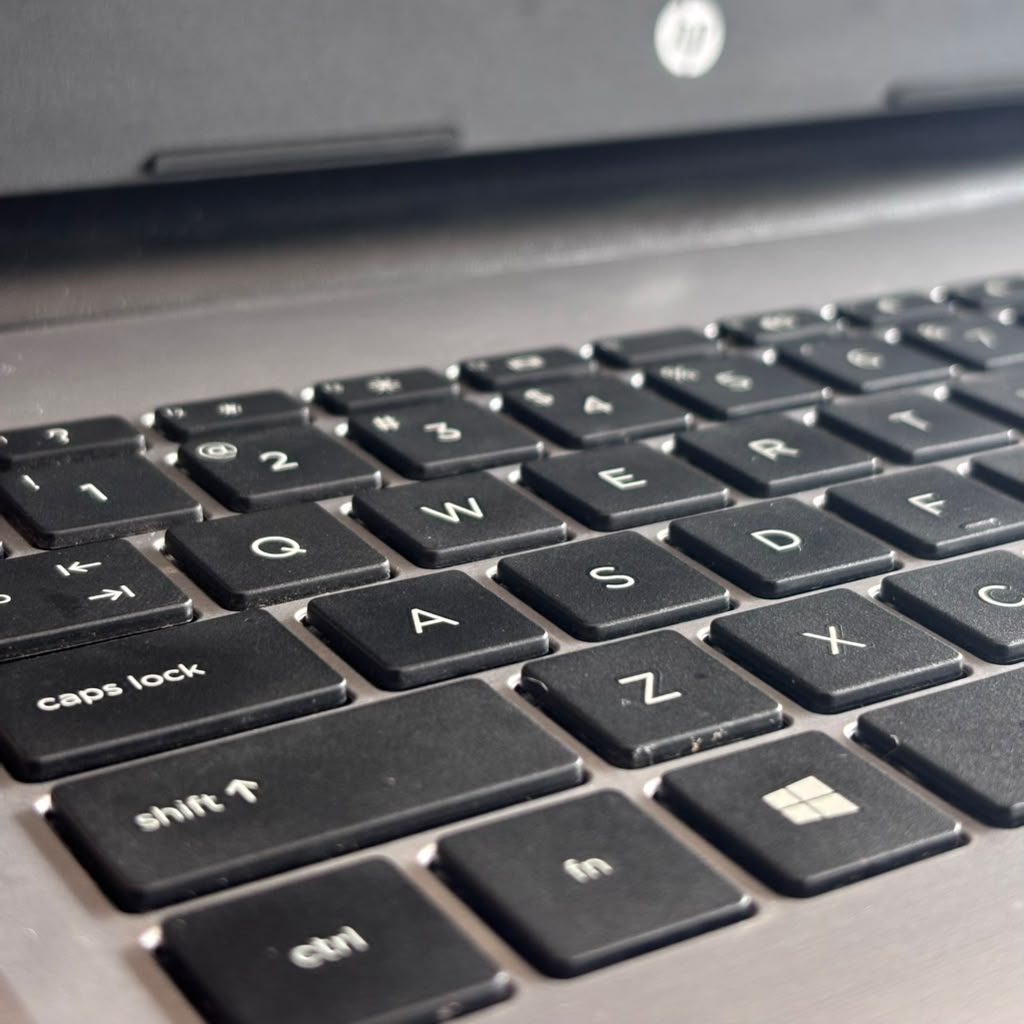 HP 14-an002AX_3