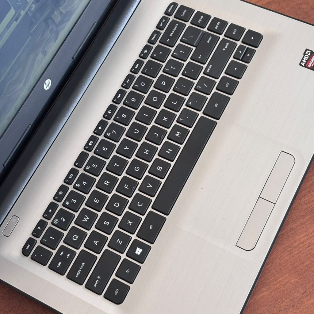 HP 14-an002AX_5