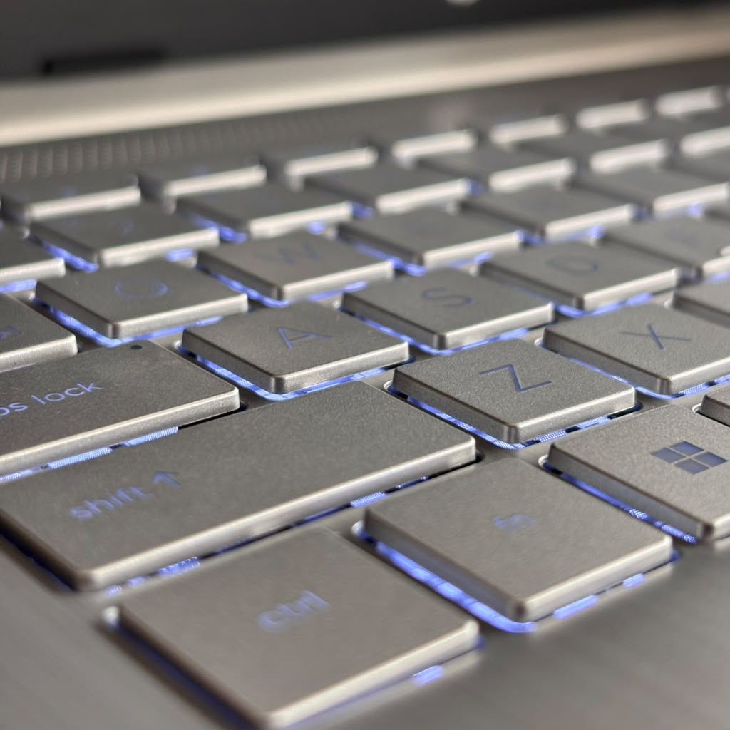 HP 14s-dq5115TU_3