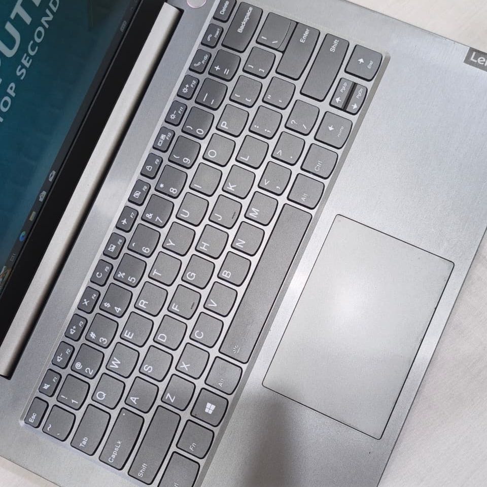 Lenovo Thinkbook 14IIL_4