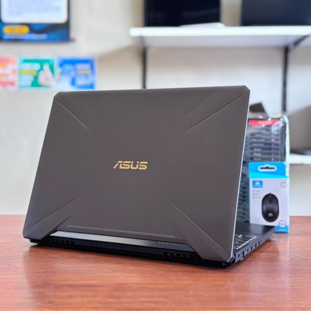 asustuf_6